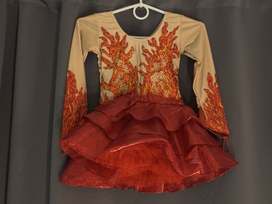 Сукня для фігурних змагань на зріст 122-128 ОРЕНДА!!