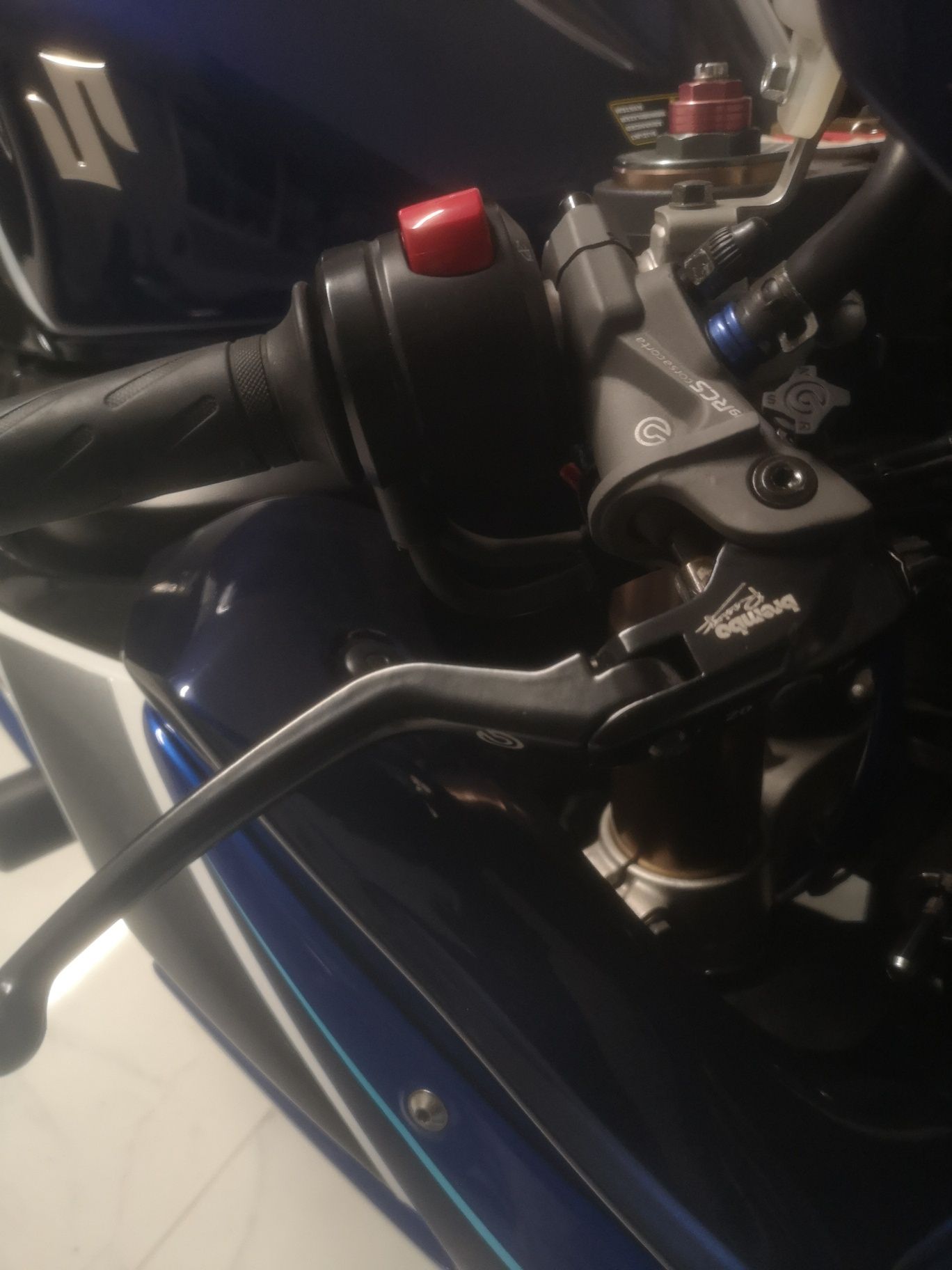 Vendo Suzuki GSXR 1000