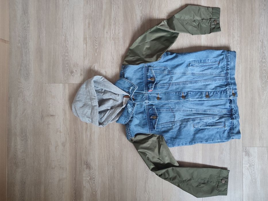 Nowa Kurtka jeansowa wiatrówka wiosenna Levi's