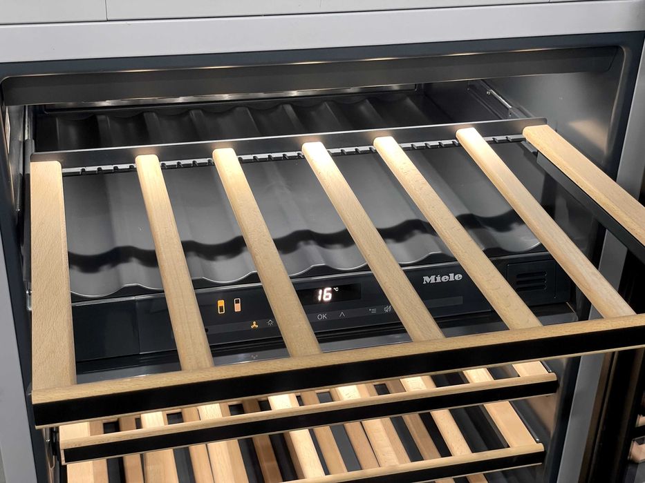 Винний Холодильник Miele KWT 6322 Шкаф без ручки