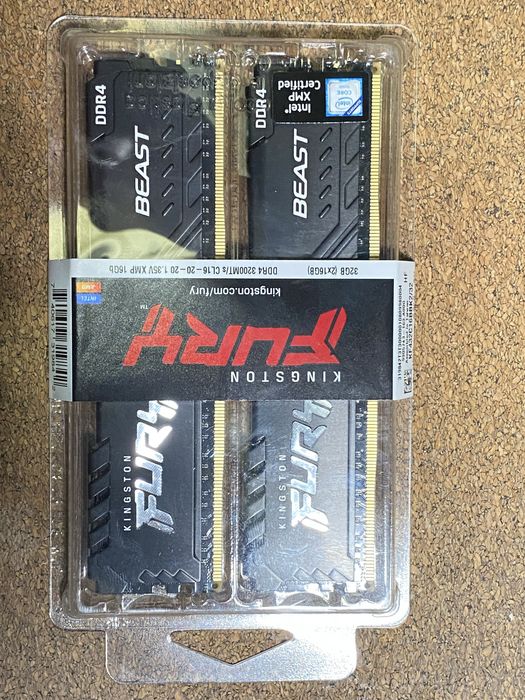 Оперативная память Kingston Fury DDR4-3200 32768MB 32 gb