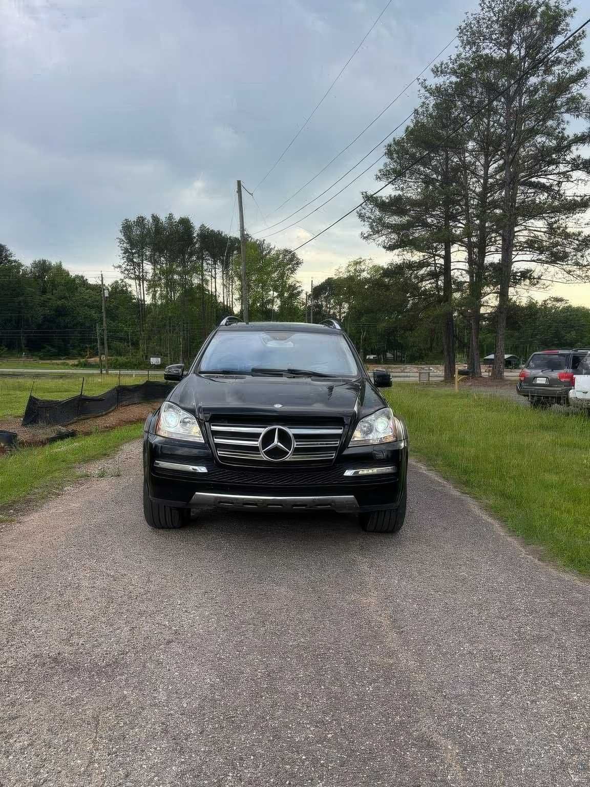 2011 Mercedes-Benz GL-Class GL 550 4MATIC