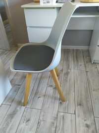 Krzesła szare,siedzisko tapicerowane