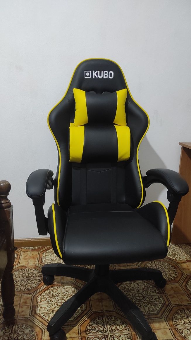 Cadeira gamer KUBO