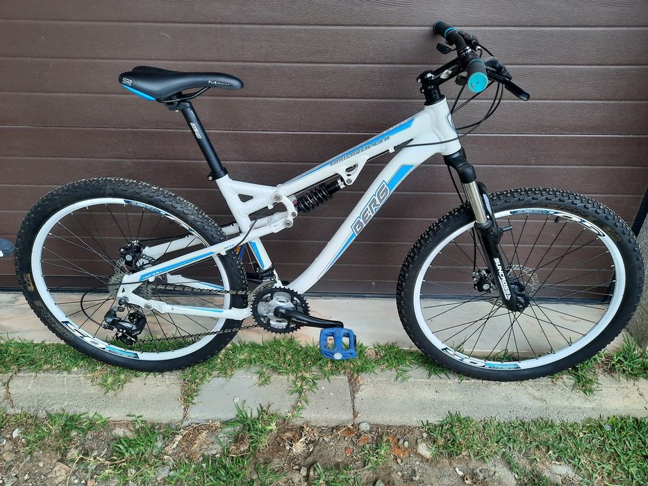 Bicicleta alumínio susp total
