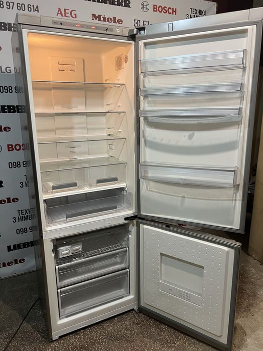 Холодильник Neff K5890X3 з Німеччини