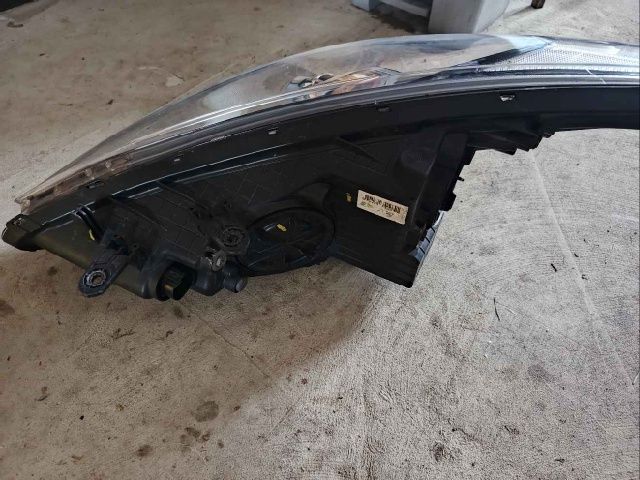Lampa prawa przednia Hyundai i30 II