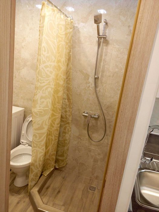 Центр.Госпіталь.м.Наукова поруч, сучасна квартира