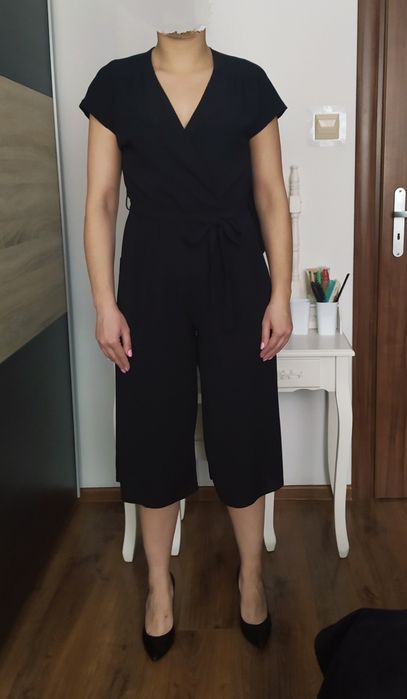 Nowy czarny kombinezon New Look rozmiar S
