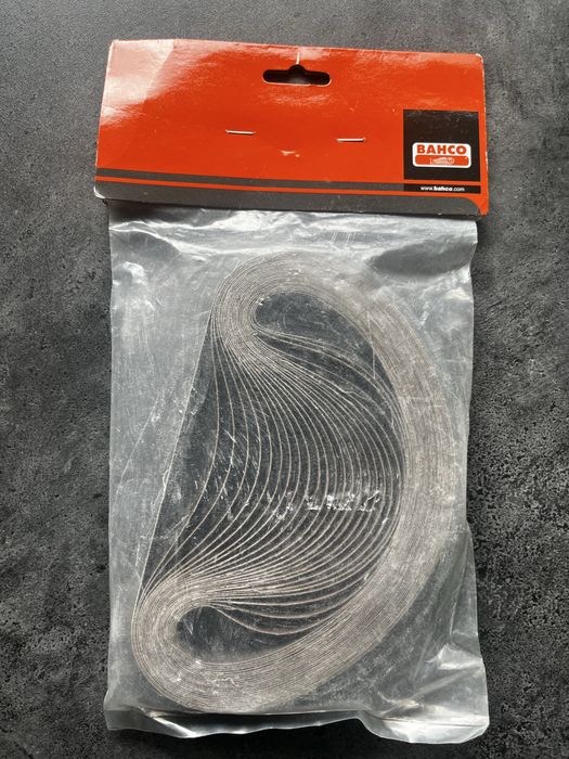 Zestaw pasków 20 mm do szlifierki paskowej 25 szt Bahco