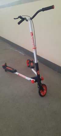 Scooter Fliker SP5 Sport  articulada de 3 rodas