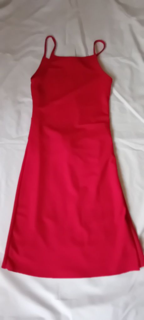 Sukienka czerwona Pakuten nowa rozmiar S/M