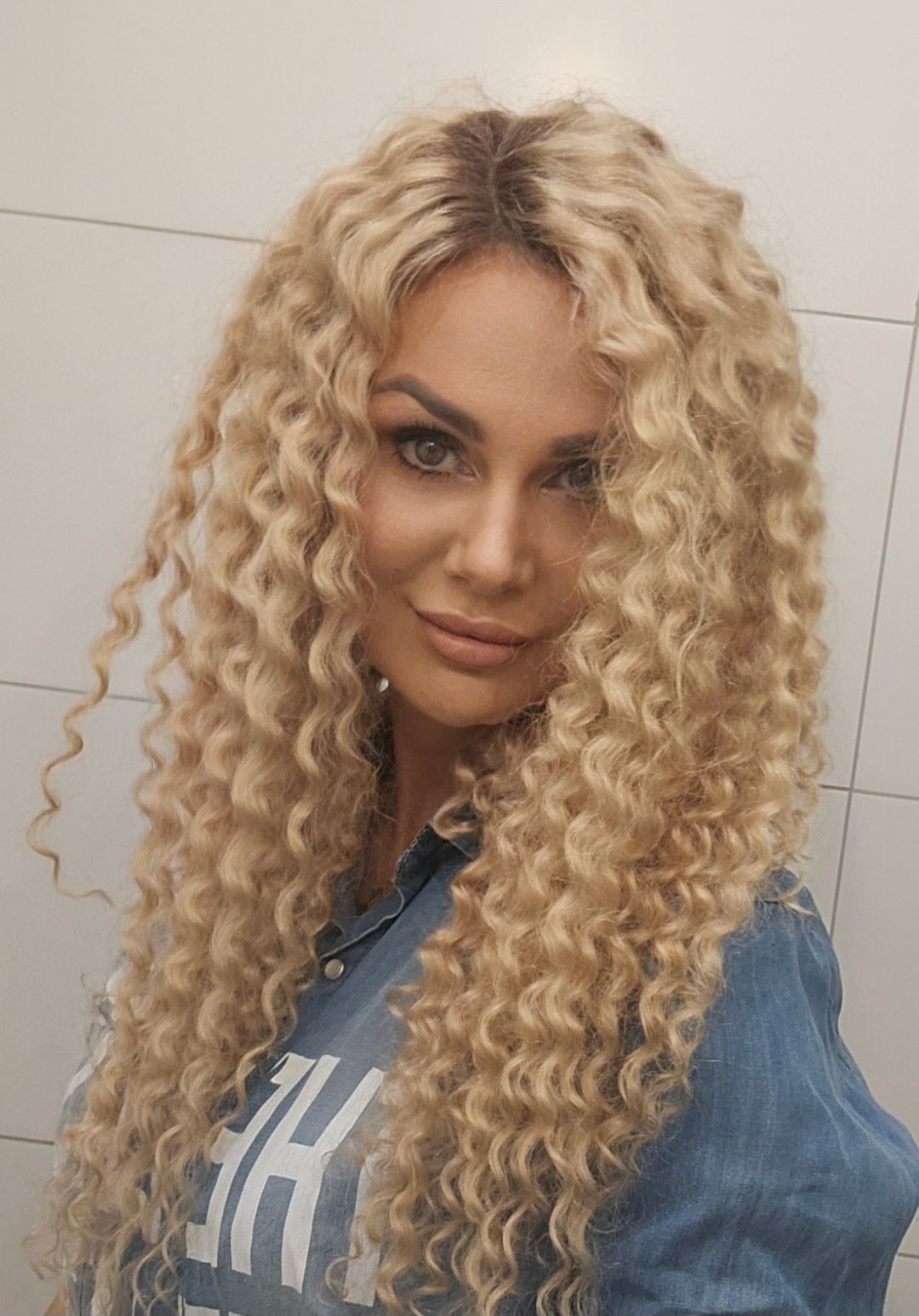 Peruka włosy naturalne afro blond kręcone