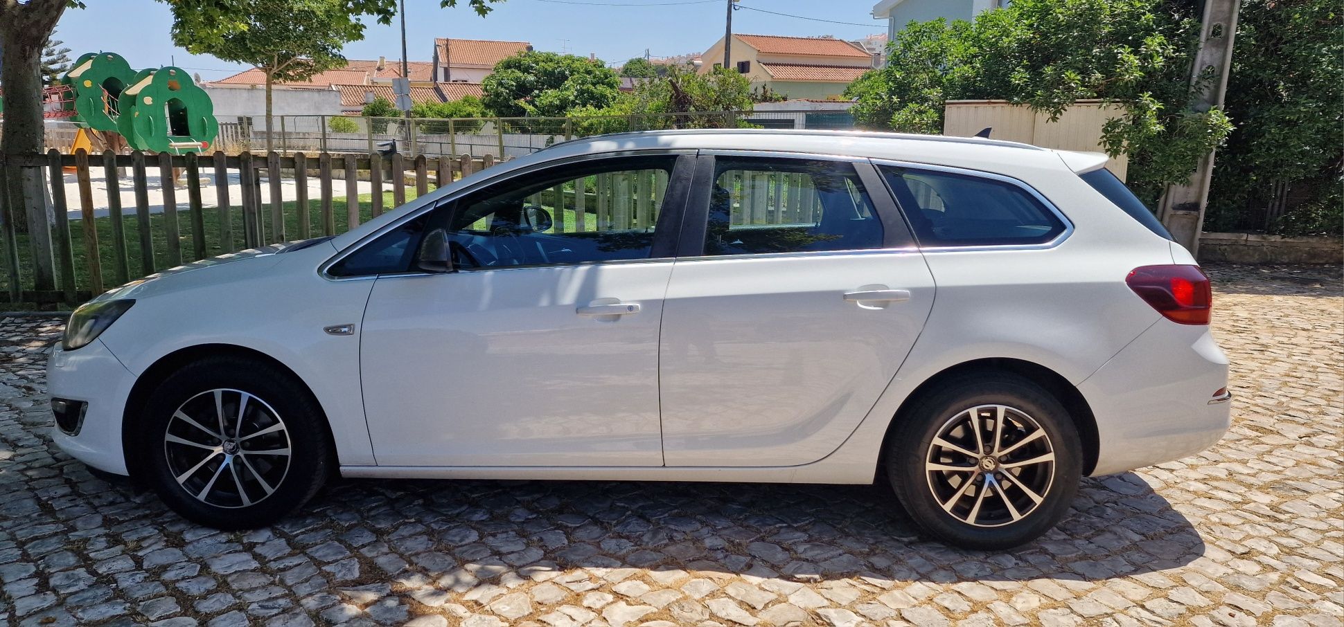 Opel Astra 1.7 cdti Isuzu full extras