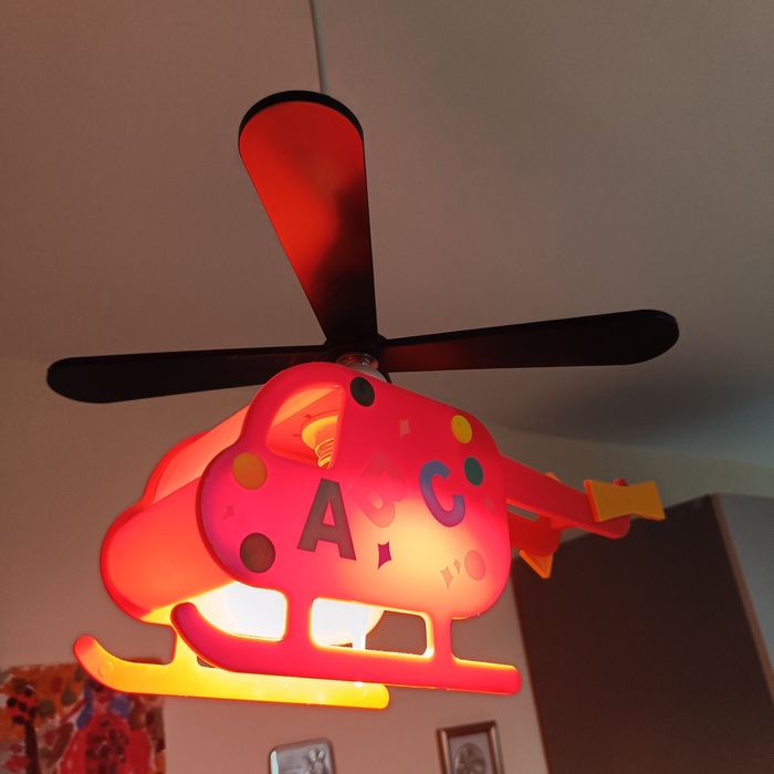 Żyrandol dziecięcy helikopter