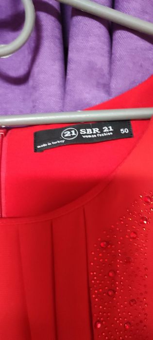 Продам сукню розмір 50