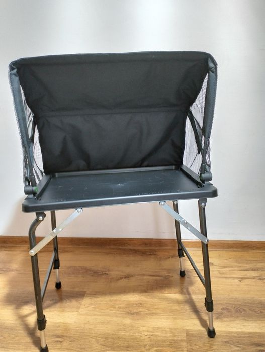 Stolik ST5 z parawanem