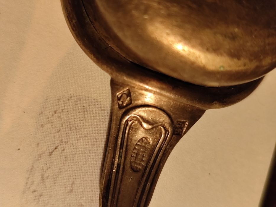 Zestaw sztućców starych