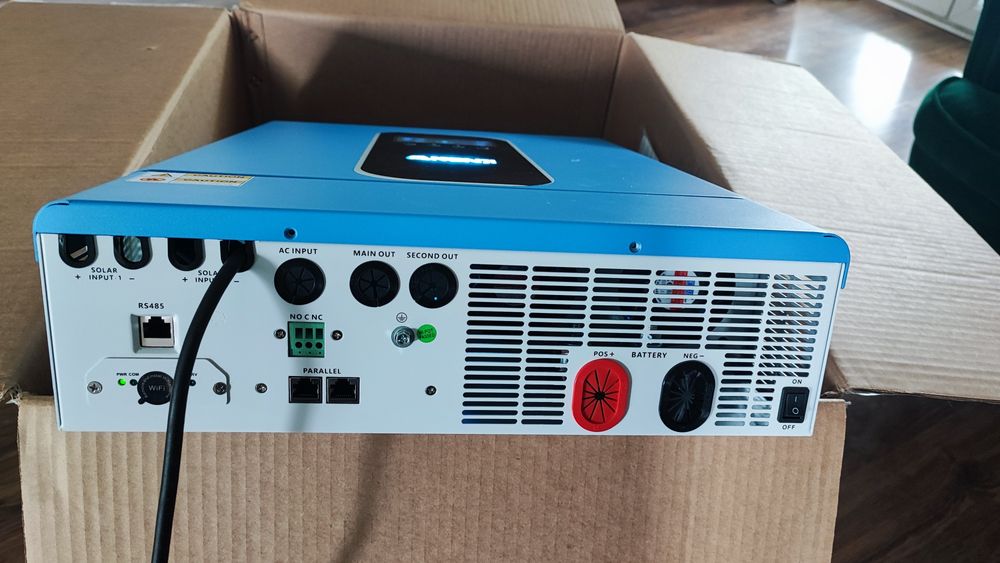 Falownik solarny hybrydowy 11 KW