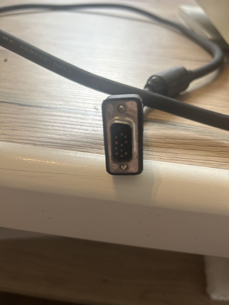 Monitor Hyundai HCM-421E super VGA