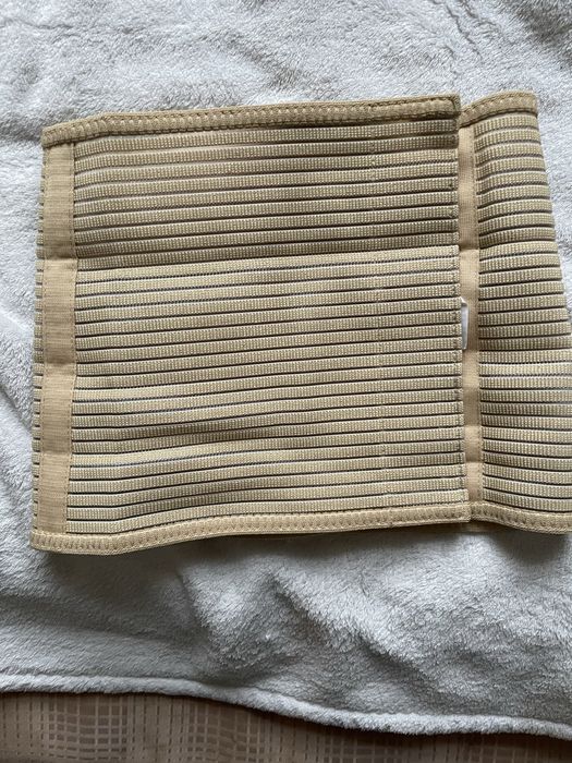 Післяродовий бандаж