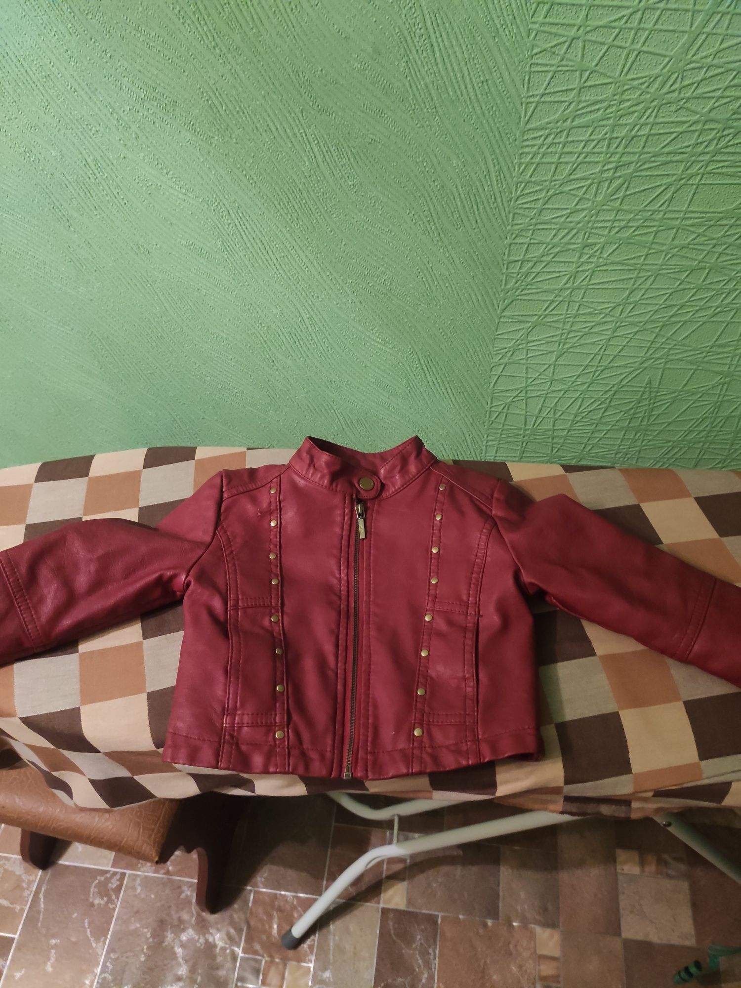 Кожаная куртка, косуха,укороченная Mayoral 92 р.
