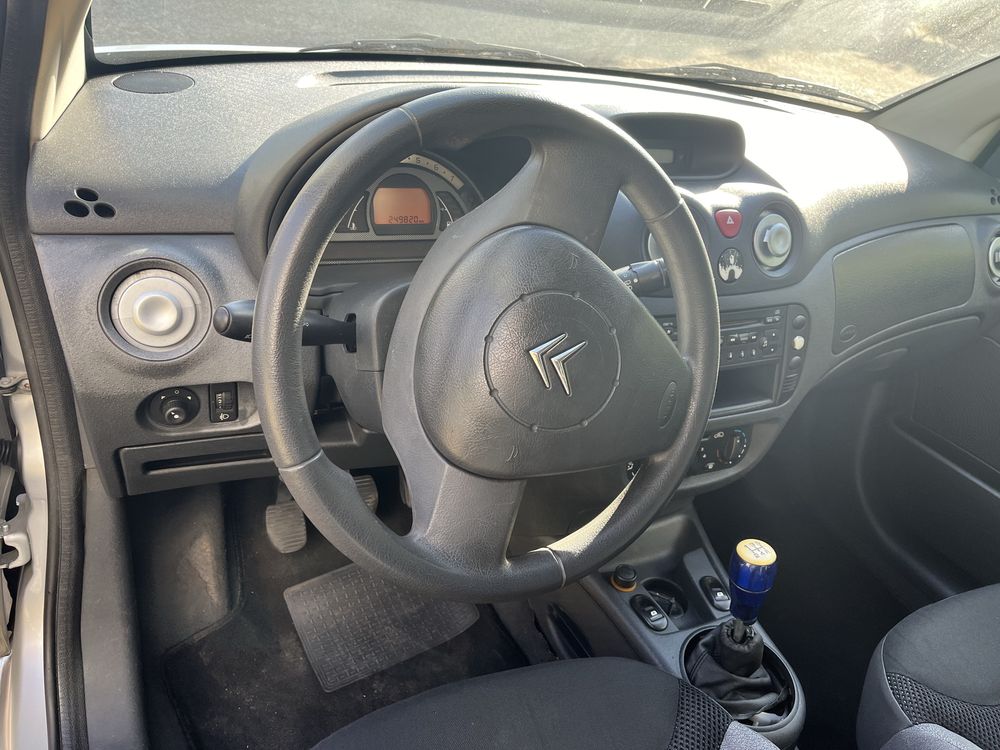 Citroen C.2 1.4 VTR  Ano 2004
