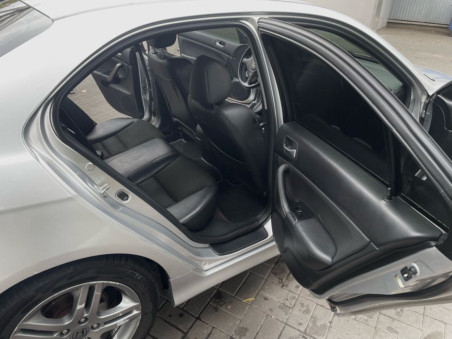 Продам Honda Accord 2008