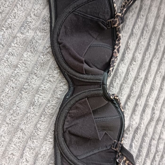 Biustonosz 75b chantell