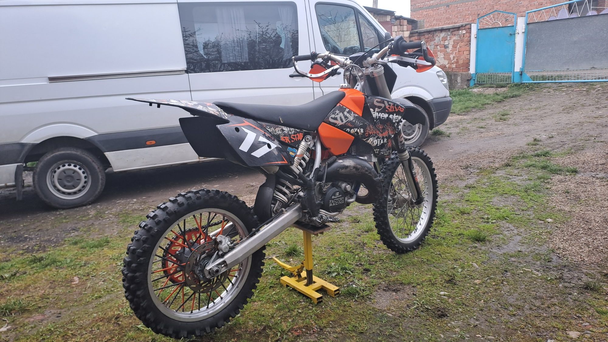 KTM SX 125     .