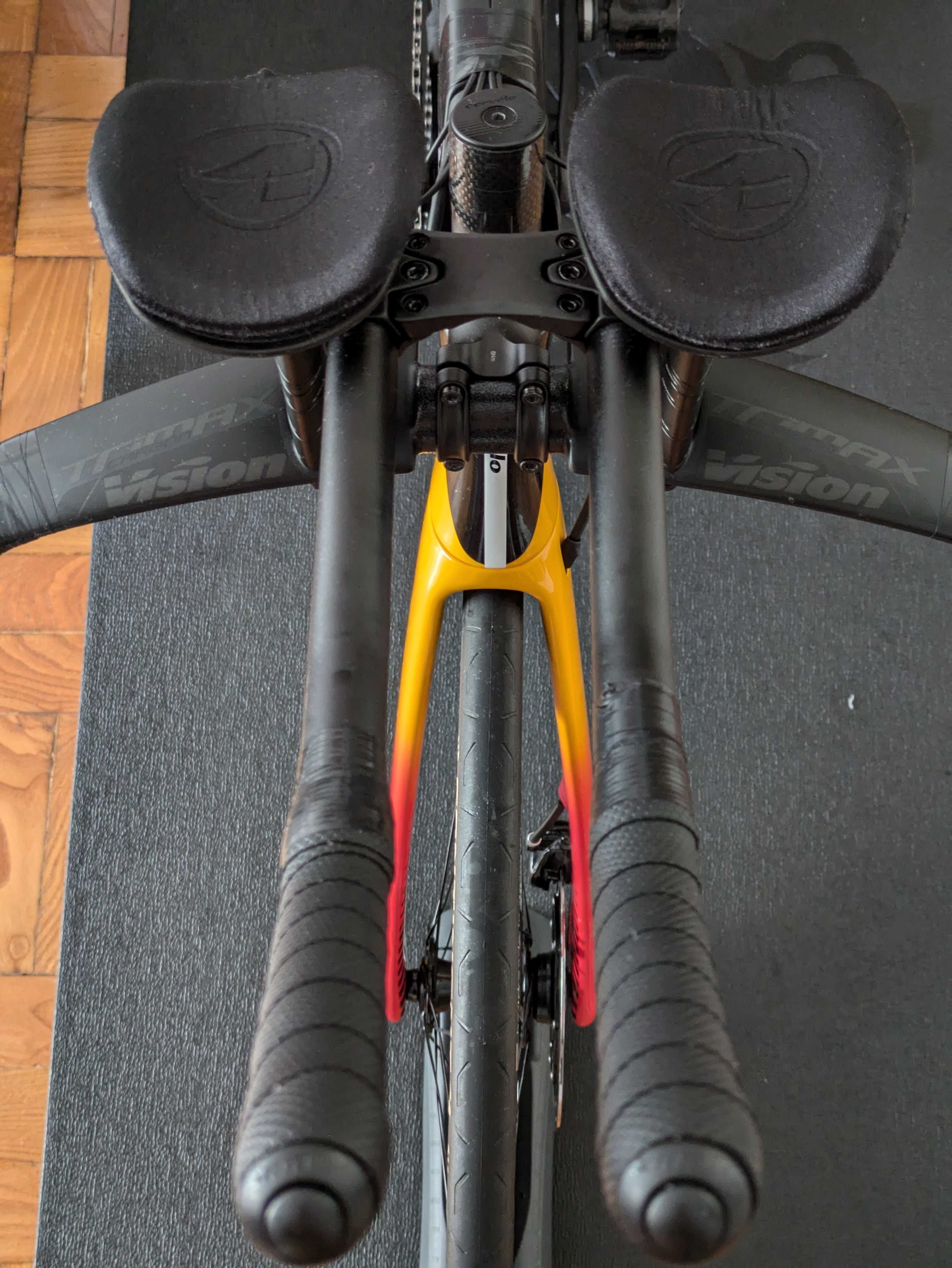Bicicleta TT Cervélo P Series Sram eTap AXS 12-speed (54)