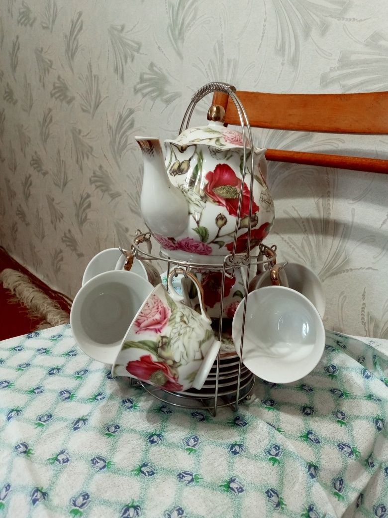 Сервіз чайно кавовий