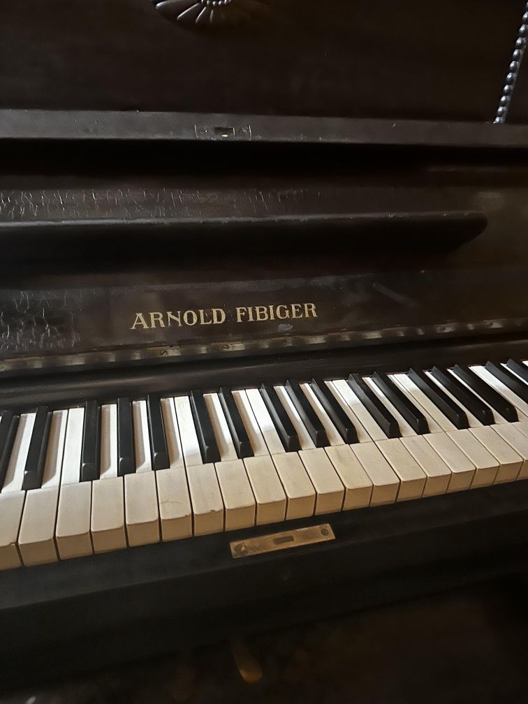Orginalne Pianino ARNOLD FIBIGER