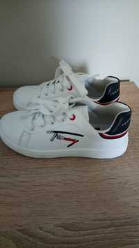 Buty dzieciece 29 Hilfiger