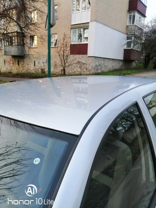 Гольф 4  2001р. 1.4 16v 154000 пробігу.