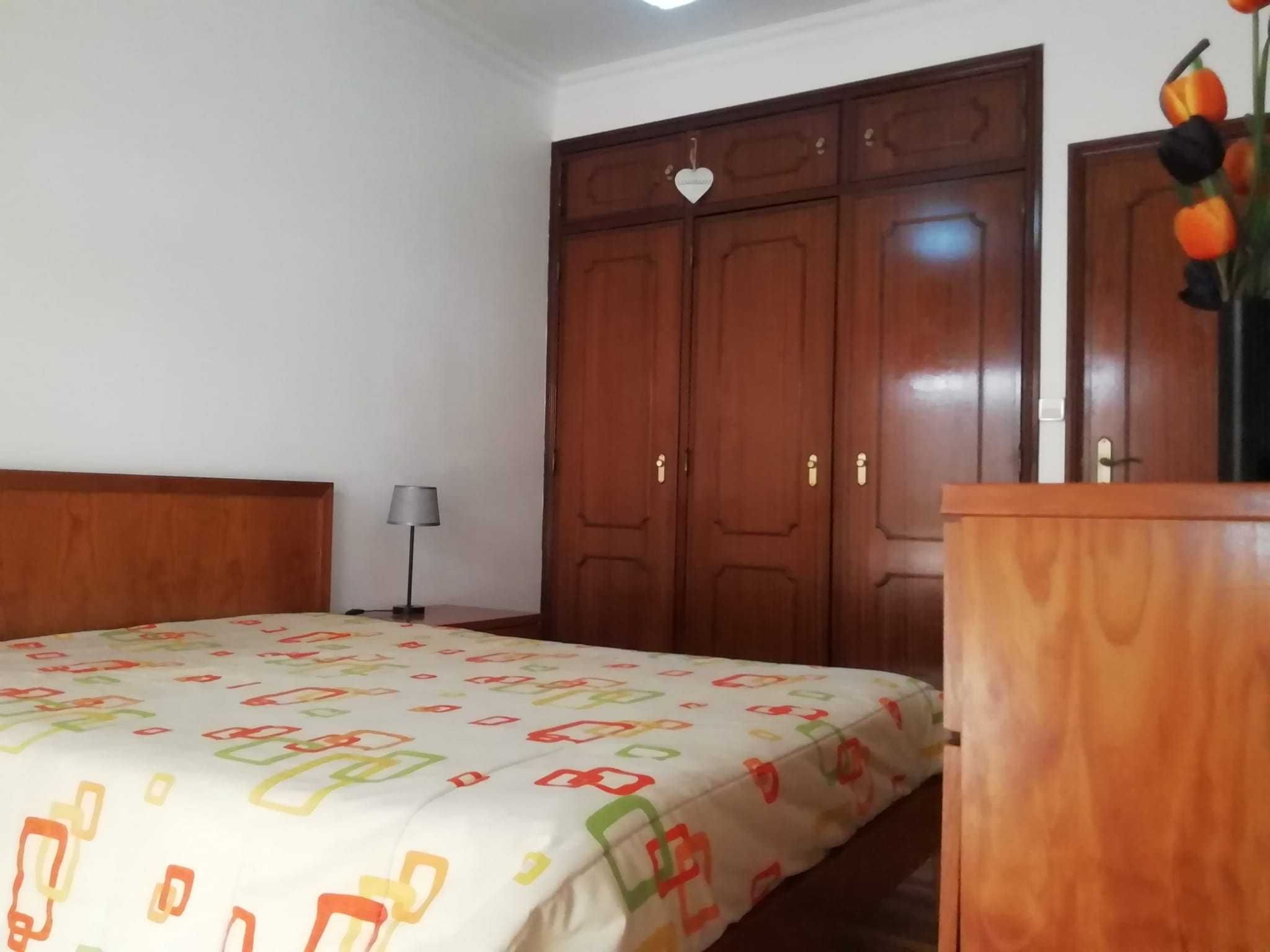 Apartamento T2 Com Lugar de garagem (casal de cambra)