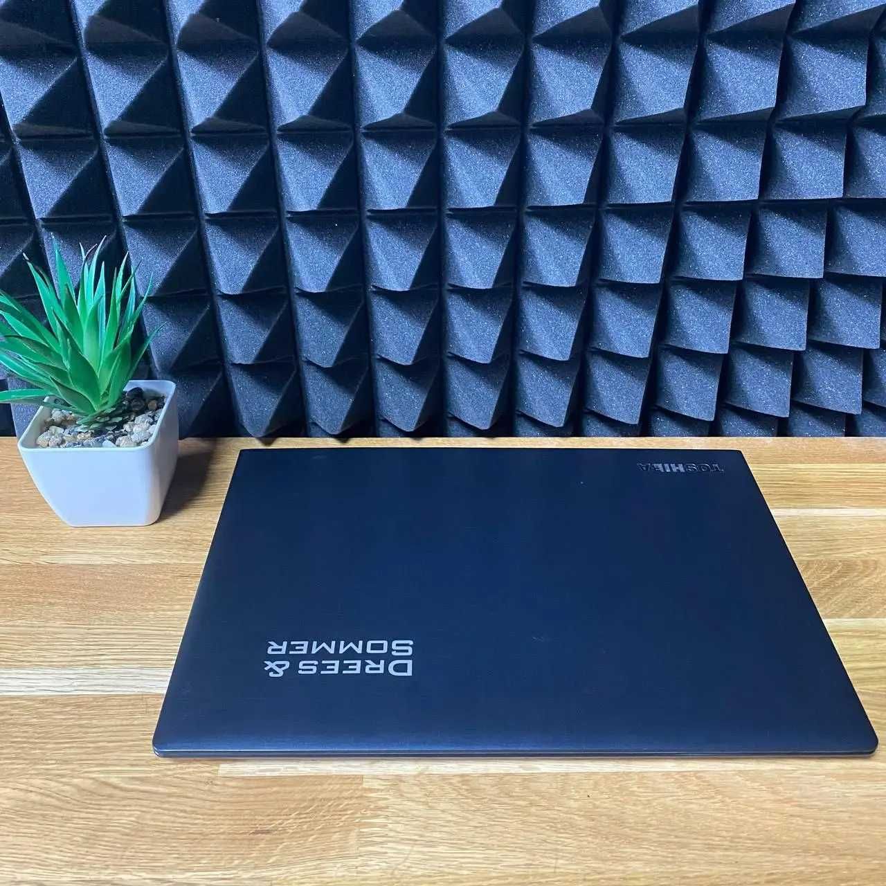 Ноутбук Toshiba x30 13 FHD I5-7200U 16GB 256GB SSD Intel HD Graphics