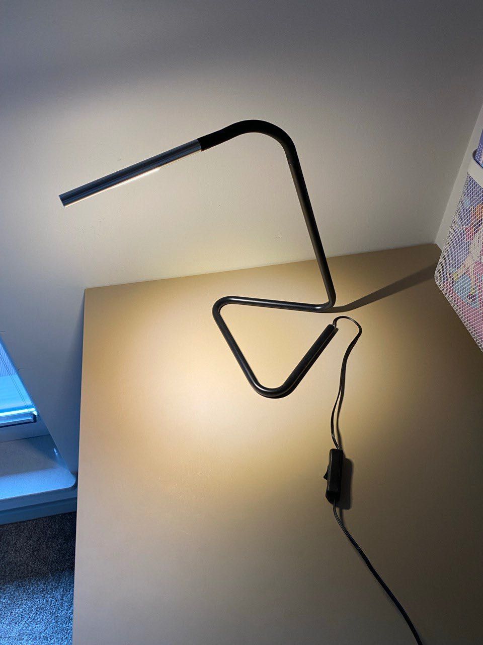 Lampa biurkowa LED, czarny/srebrny (ikea)