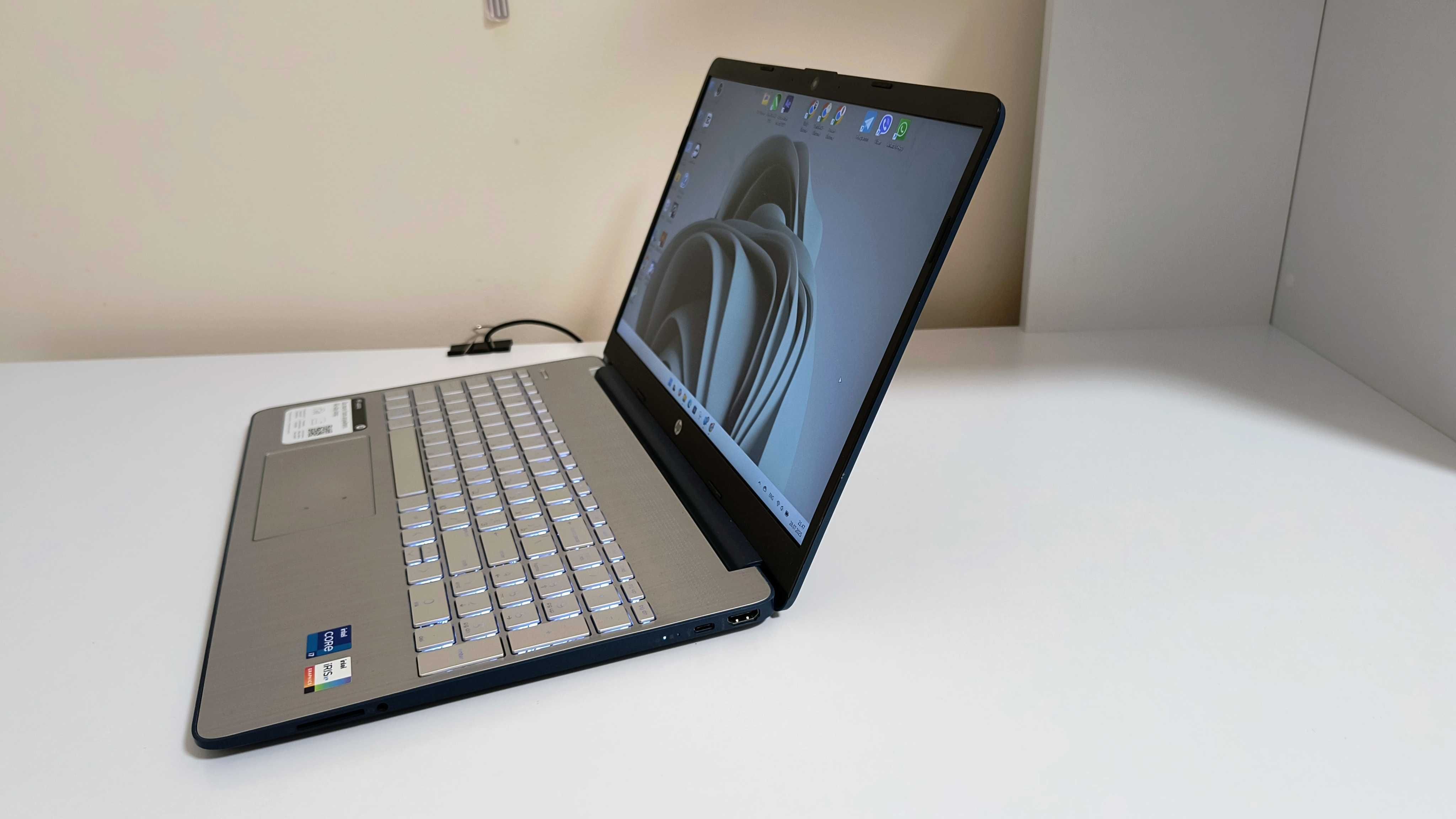 Ноутбук HP 15-dy27 15.6 IPS FullHD Сore i7-1165G7 16GB NVMe SSD 512 GB