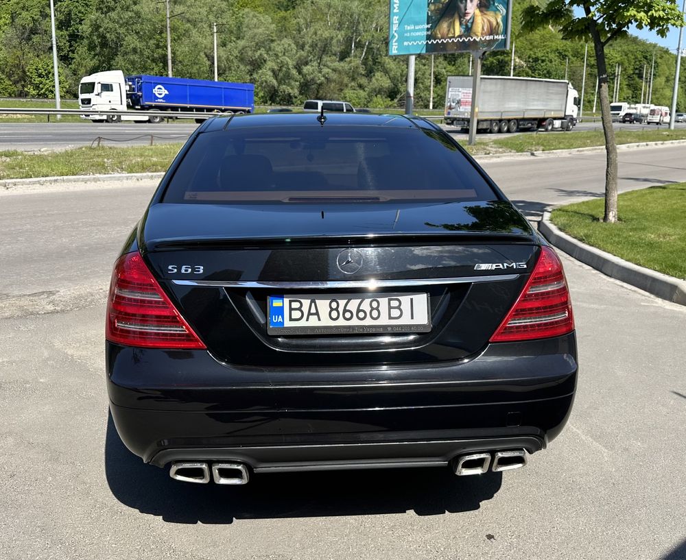 Mercedes Benz S500