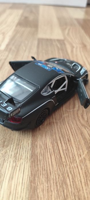 Машинка  Bentley