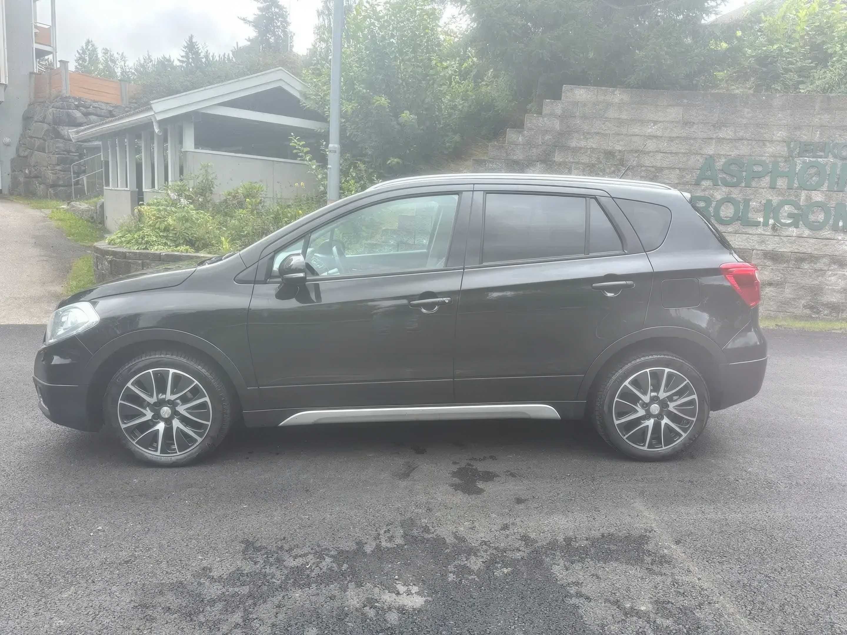 Suzuki SX4 S-Cross 2014