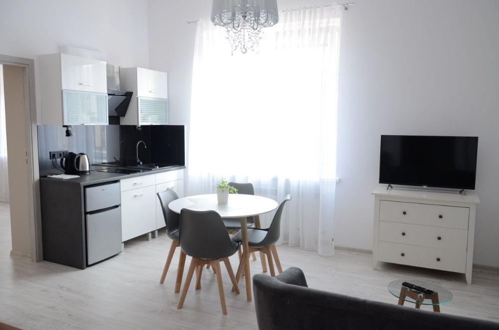 NA DOBY komfortowy 3 pokojowy Apartament mieszkanie centrum nocleg