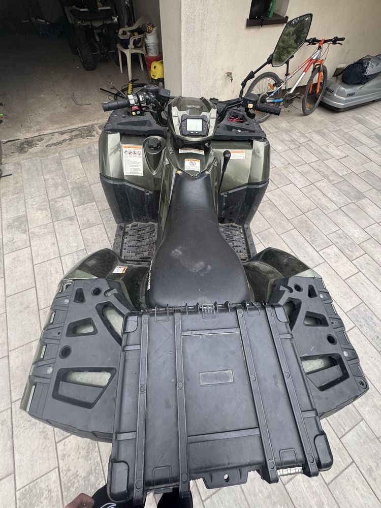 Quad polaris sportsman 850