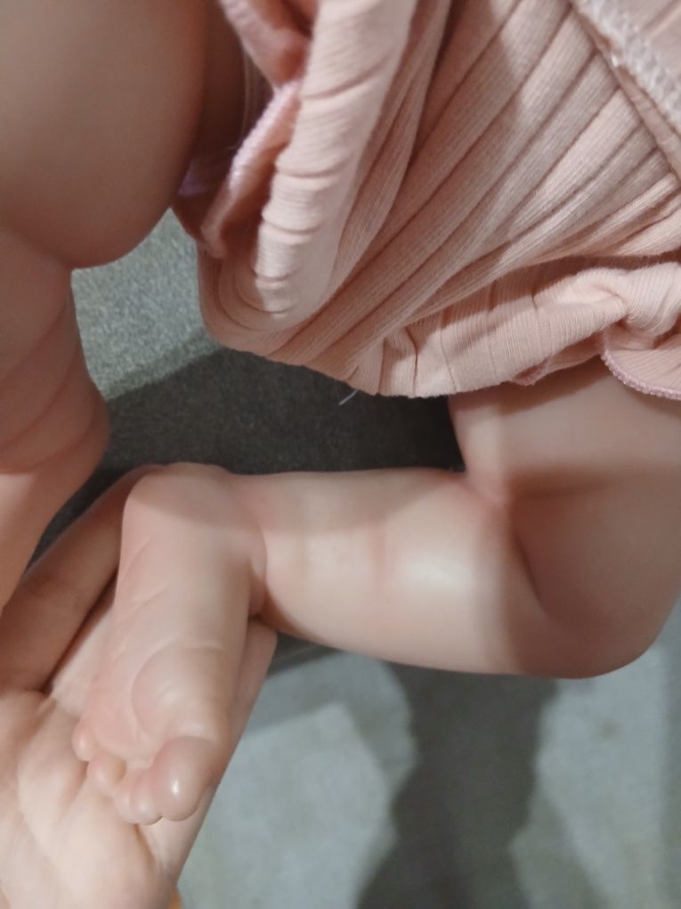 Bebé reborn menina