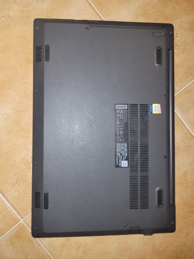 Portátil Lenovo I8th geração