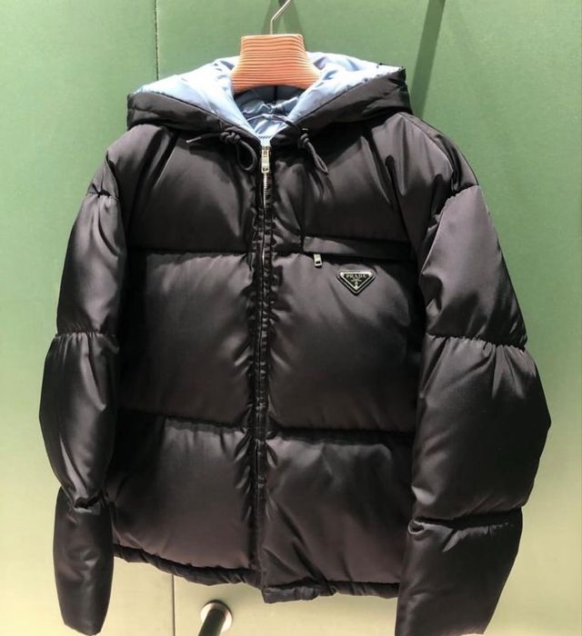 Prada куртка 38 размер