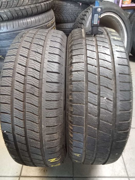 Opony wielosezonowe 215/60 R17 c Goodyear