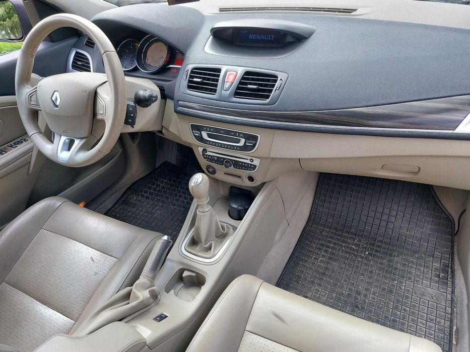Megane 3 III Deska kokpit airbag Oryginał jasna