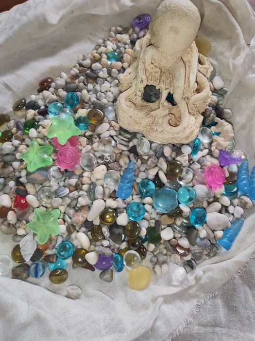 Грунт для акваріума +печера - восминіг